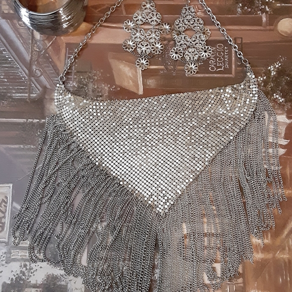 Silver Bib Necklace, Earrings and Bracelet - Picture 3 of 6